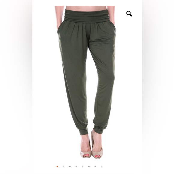 White Mark Pants - Sloughy jogger lounge pants with pockets size M. No tags but never worn
